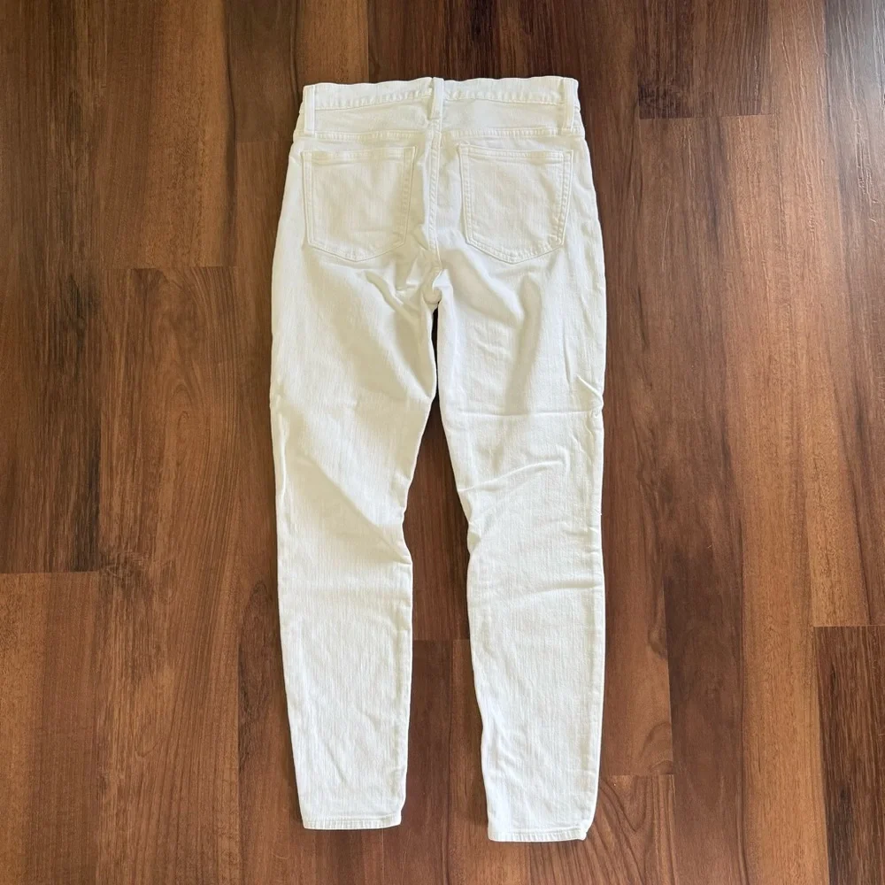 J. Crew 9” mid-rise toothpick jean in white Sz 29 stretch ankle length skinny